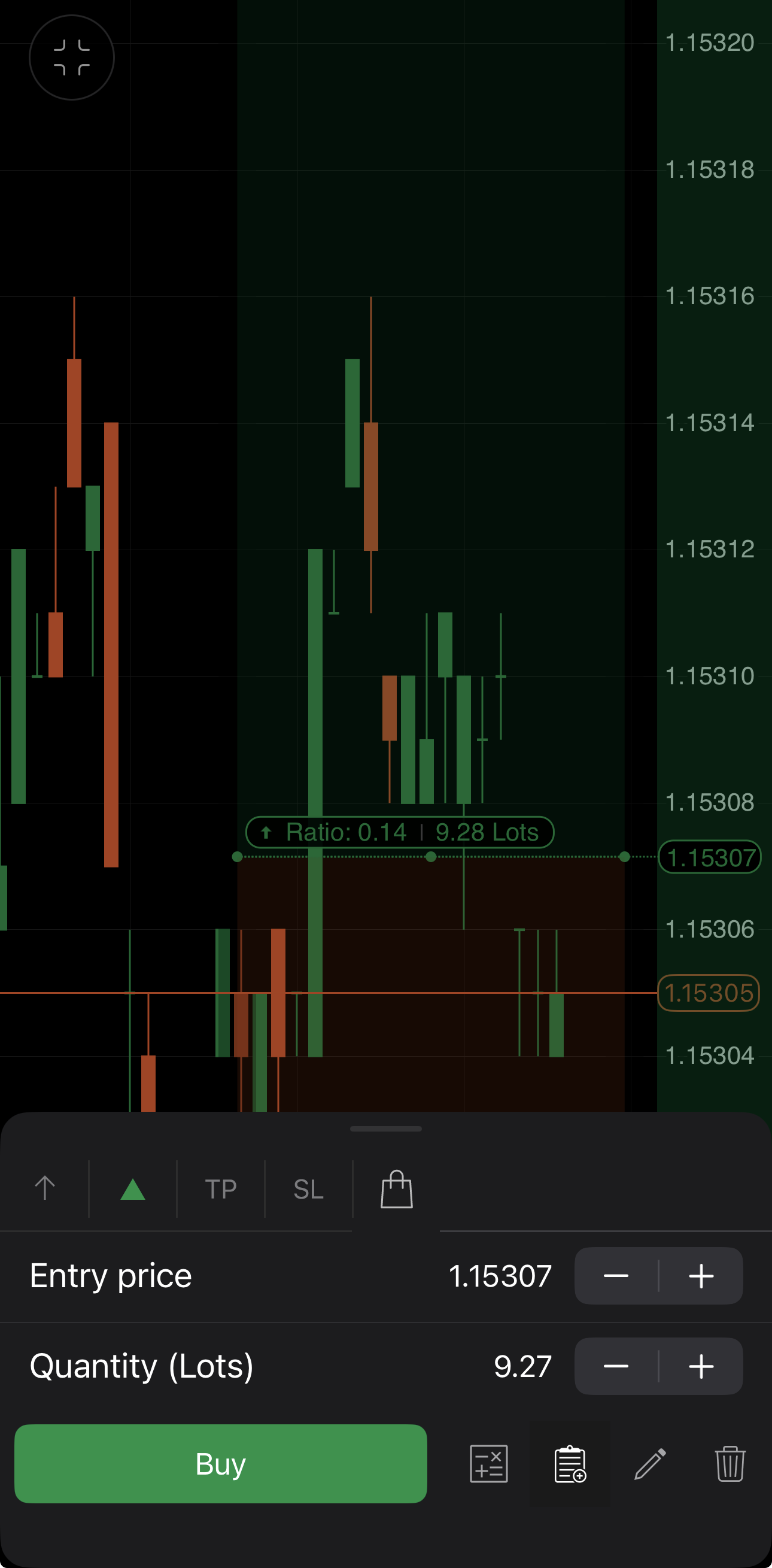 Setting the entry price and quantity in the risk-reward tool in cTrader Mobile